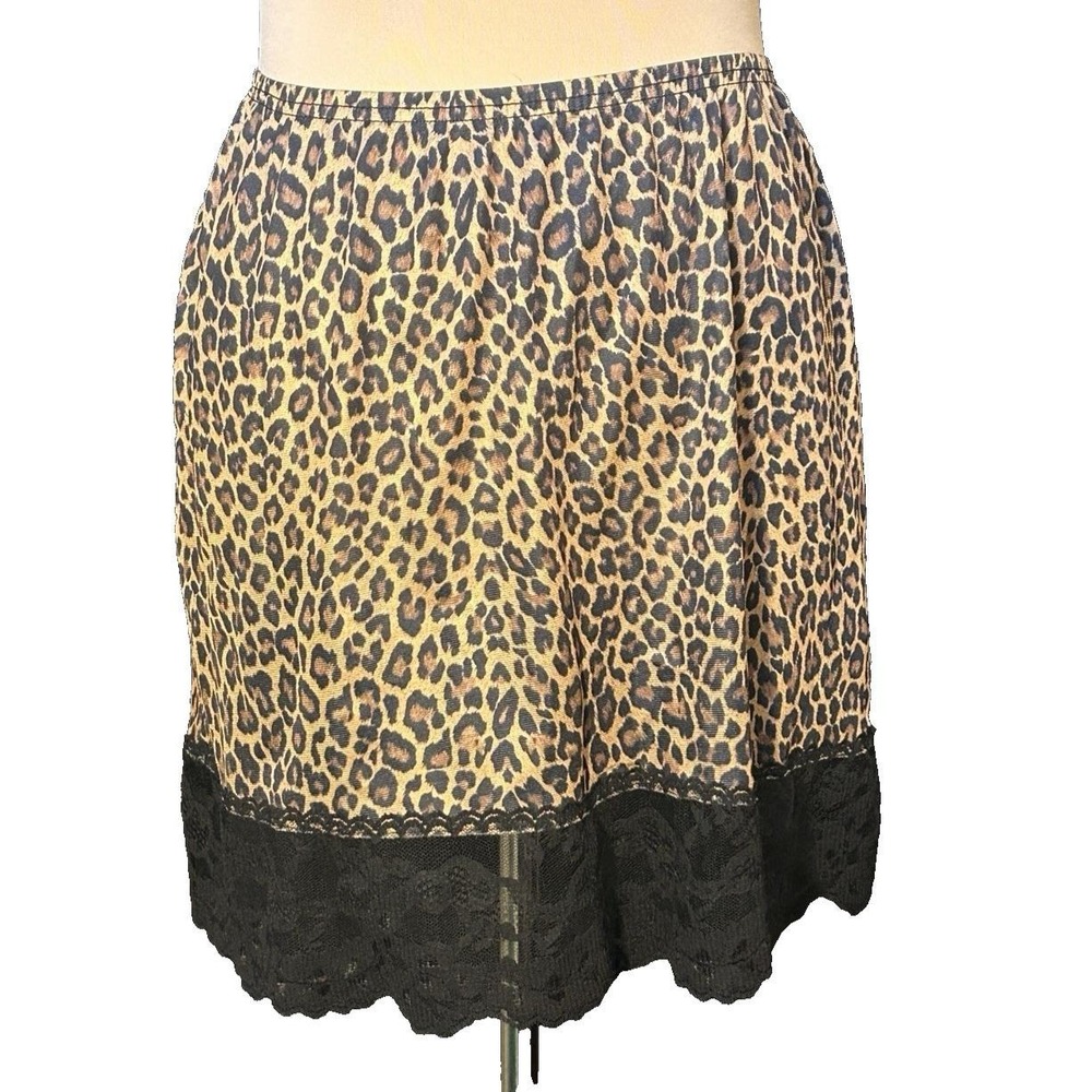 Sexy  Vintage Vassarette Leopard Print Slip with Lace Detail Size Medium 16
